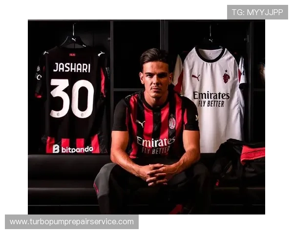 AC米兰中场彻底乱了，越想控场越失控？