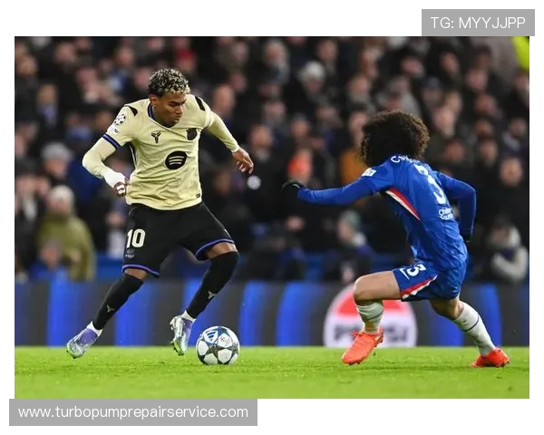 切尔西进攻流畅但终结欠缺:近期表现影响竞争格局 切尔西进攻流畅但终结欠缺:近期表现影响竞争格局