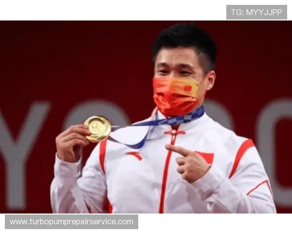 吕小军今儿真不像话，一身运动员气质被豪车包围得跟出门逛街似的！