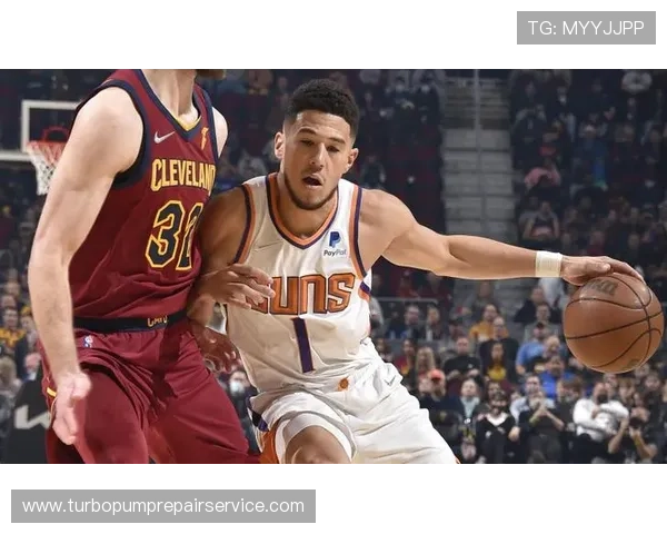 莫兰特挡拆创造错位空间提升突破效率拉开攻防转换差距